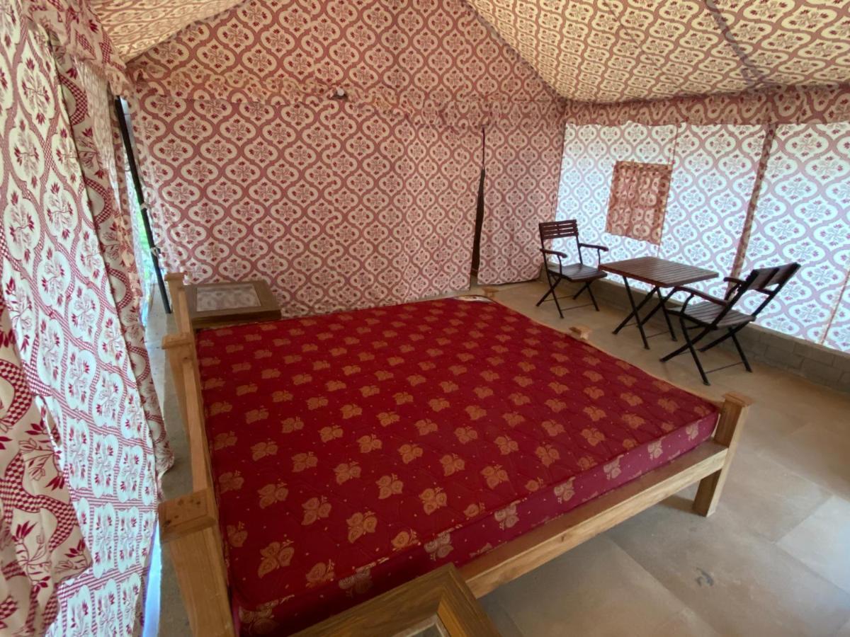 Grass Field Valley Resort Jaipur Eksteriør bilde