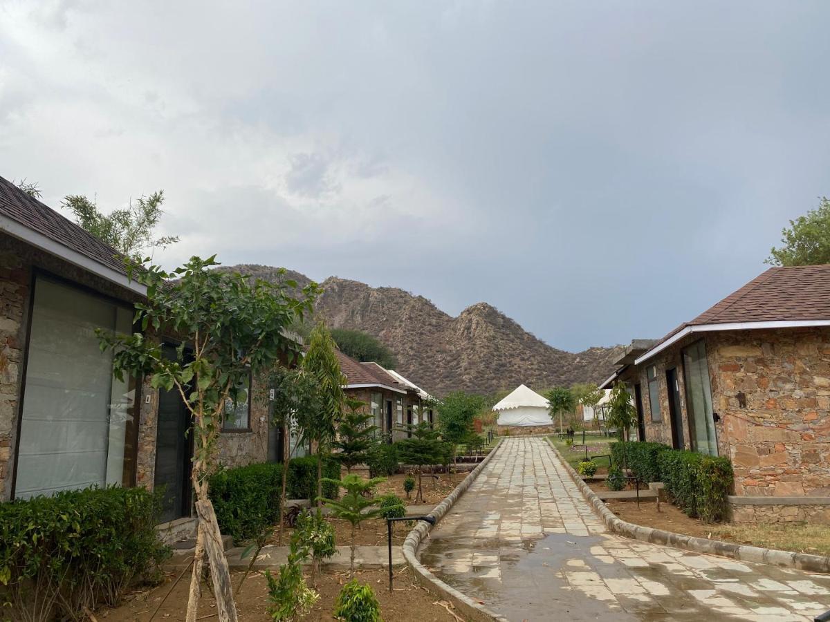 Grass Field Valley Resort Jaipur Eksteriør bilde