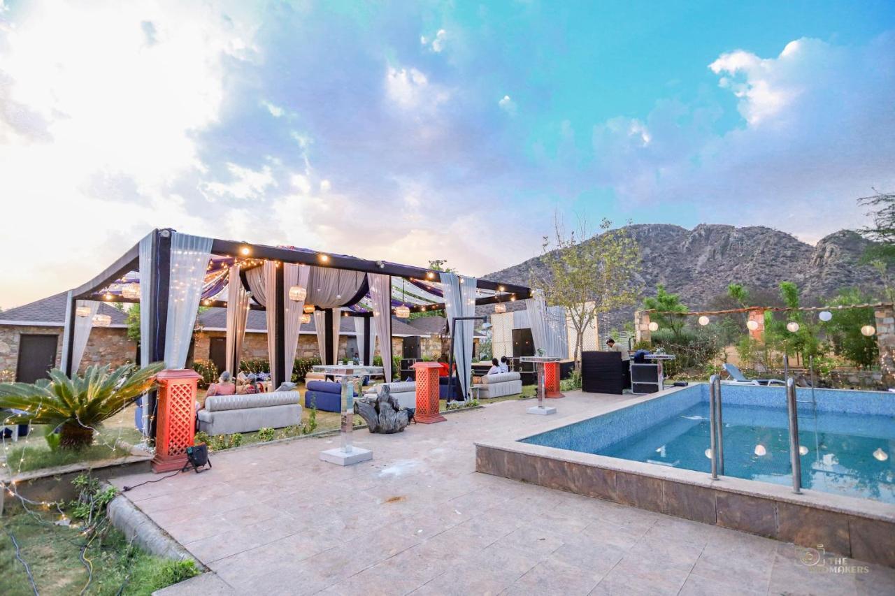 Grass Field Valley Resort Jaipur Eksteriør bilde
